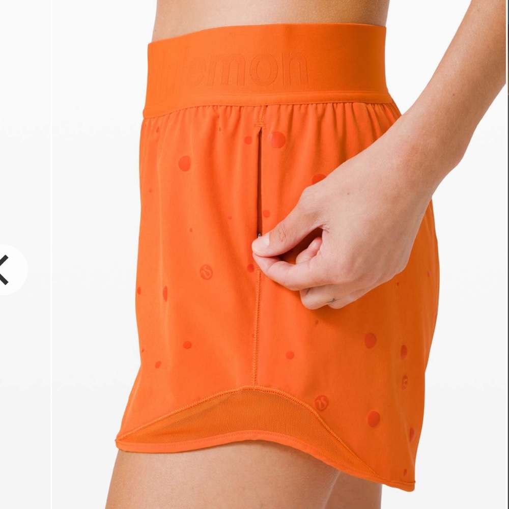 Lululemon Hotty Hot Short Orange Logo 4 Inch